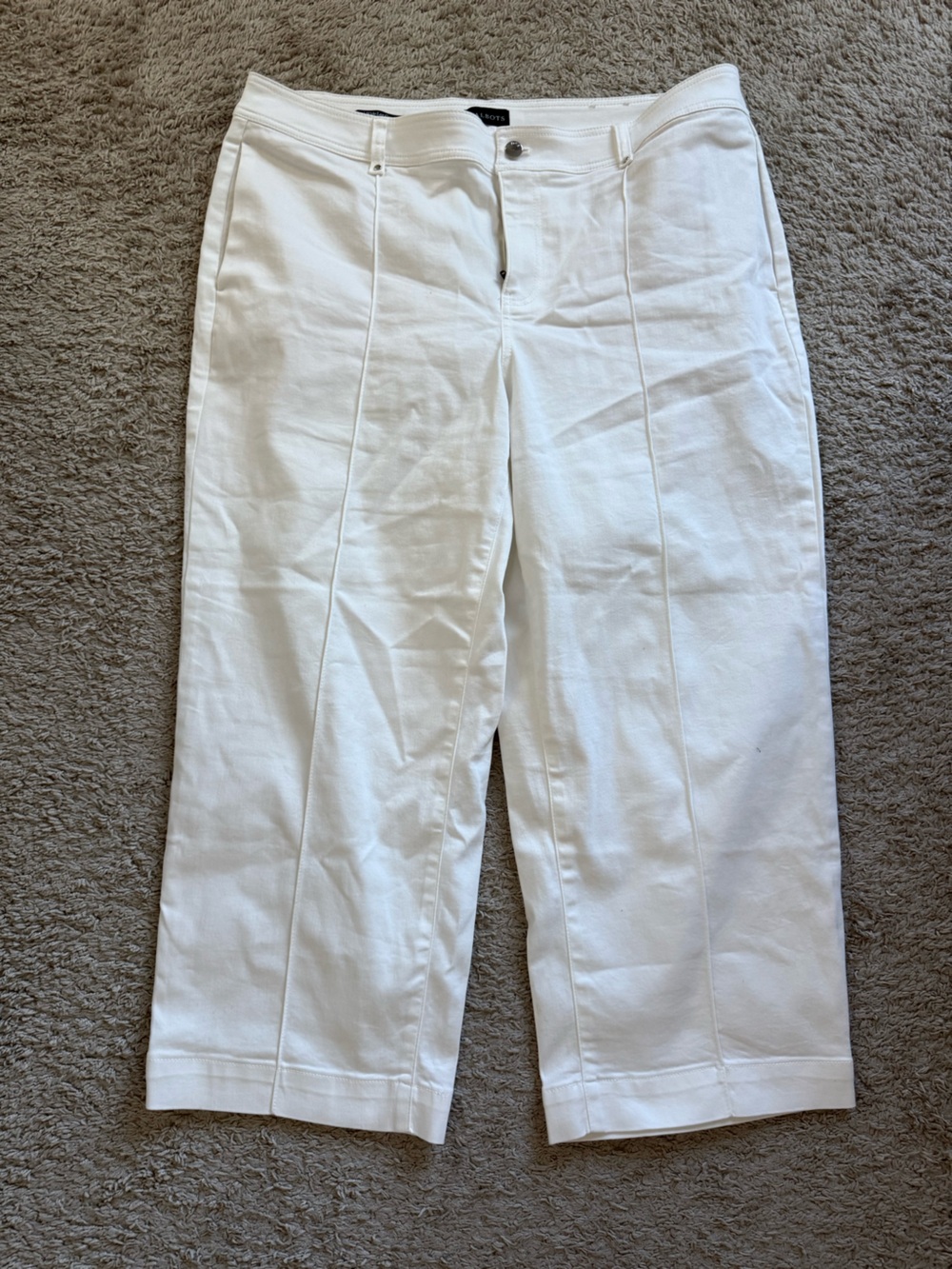 Women’s White Casual Jeans